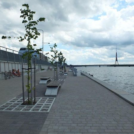 Riverside Promenade Apartment Riga Kültér fotó